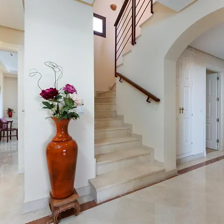 Duplex Penthouse With The Sea Views, Luxury Urbanization 马尔韦利亚